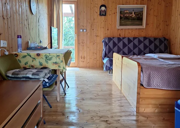 Agroturism Jures ليوتومير