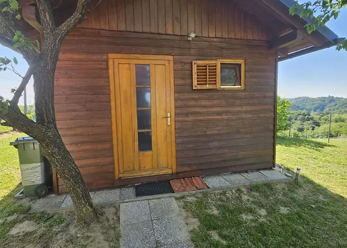 Agroturism Jures * ليوتومير