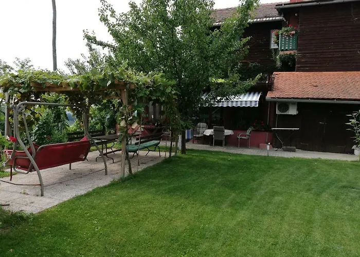 Agroturism Jures ليوتومير